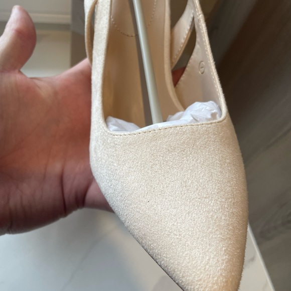 SIZE 7 WOMENS SLINGBACK DRESS PUMP HEELS - CREAM COLOUR - Picture 4 of 10